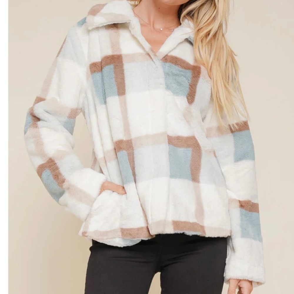 Hem & Thread cozy furry plaid snap front collared lined jacket large
